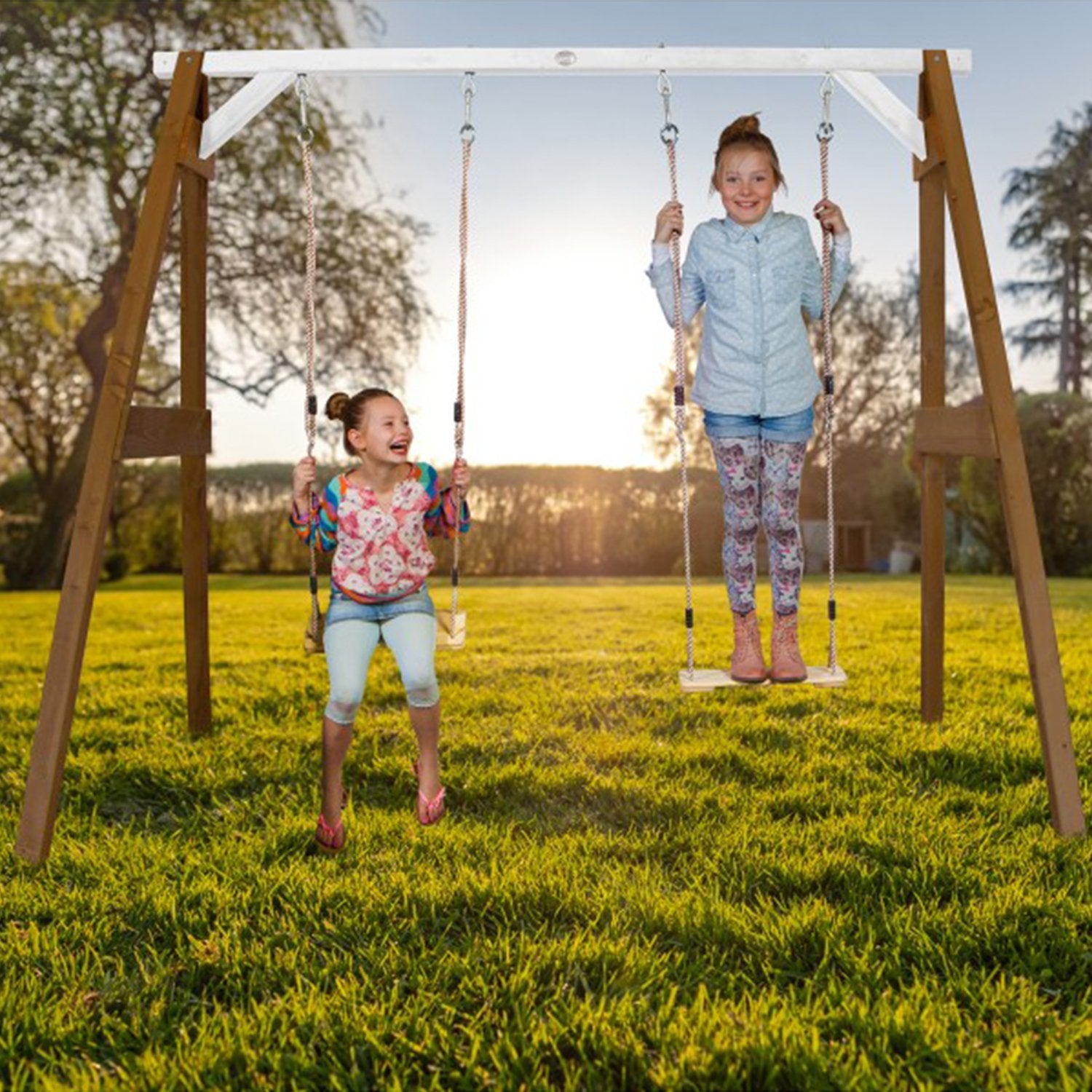 Schommel | AXI - Dubbele schommel (bruin/wit) - JouwSpeeltuin
