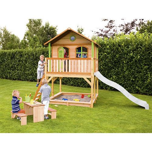 Houten speelhuisje | AXI - Marc - JouwSpeeltuin