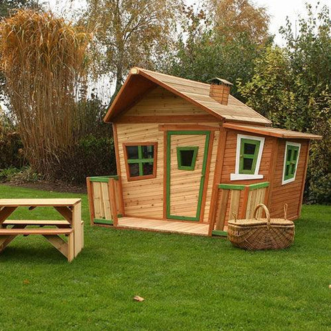 Image of houten-speelhuisje-lisa-op-gras-axi