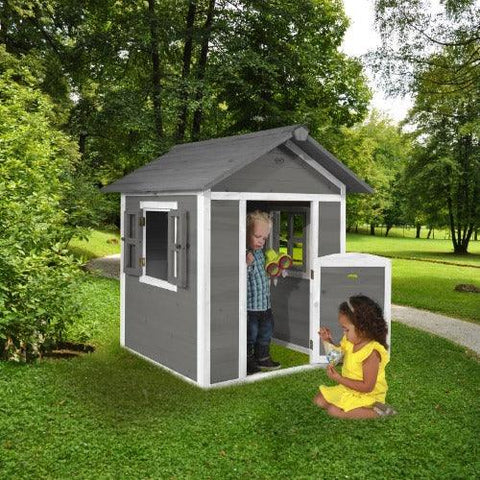 Image of houten-speelhuisje-sunny-lodge-wit-grijs-voor-in-de-tuin