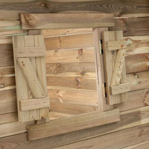 houten-speelhuisje-venster-louise-swingking