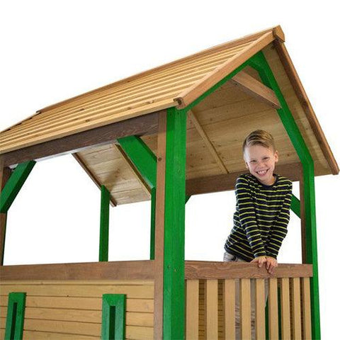 Image of jongen-speelt-in-speelhuisje-speeltoren-bogo-van-axi