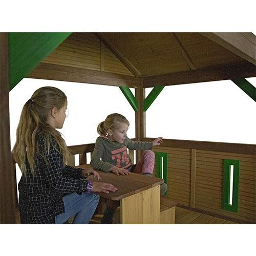 kinderen-spelen-in-speelhuis-meeko-axi