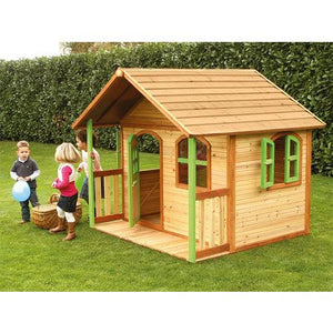 kinderen-spelen-rondom-houten-speelhuis-max