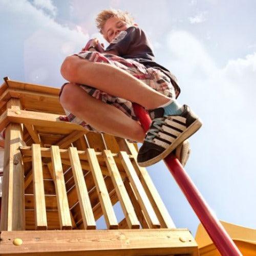 woodvision-speeltoestel-crazy-climber-klimstang-klimmen-brandweerstang